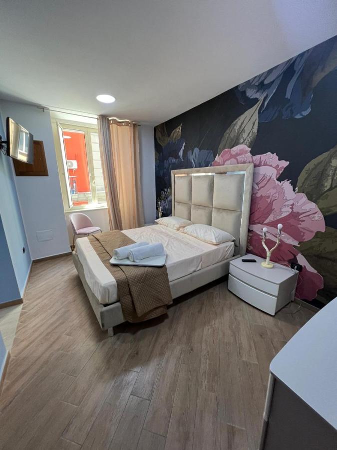 In Piazzetta Bed & Breakfast Napoli Ngoại thất bức ảnh