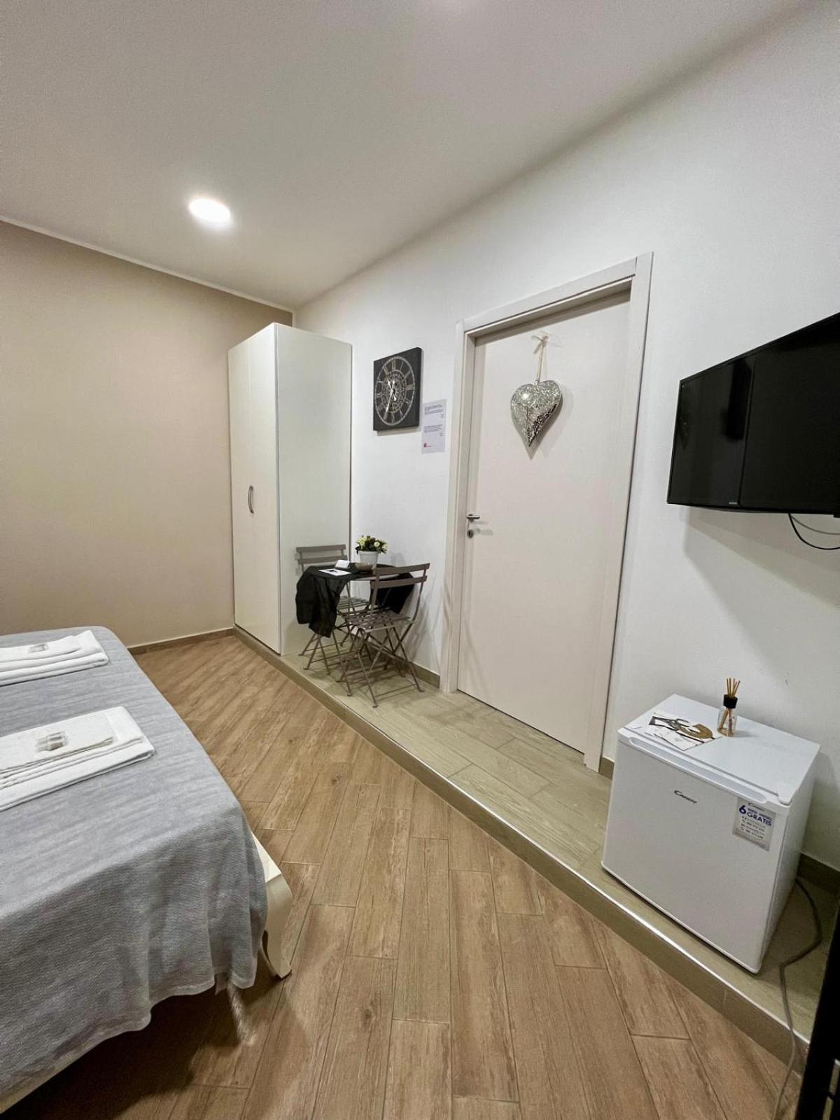 In Piazzetta Bed & Breakfast Napoli Ngoại thất bức ảnh